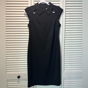 Cutout Collar Sheath Dress
CALVIN KLEIN Sz 8